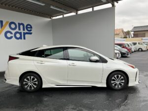 IMG_0449 信用回復ローン プリウス