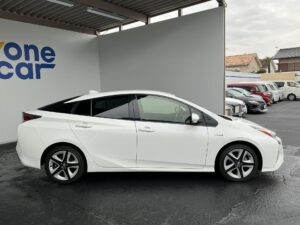 IMG_0483 低与信ローン 愛知 プリウス