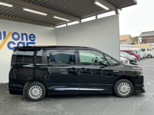 IMG_0519 低与信ローン ヴォクシー